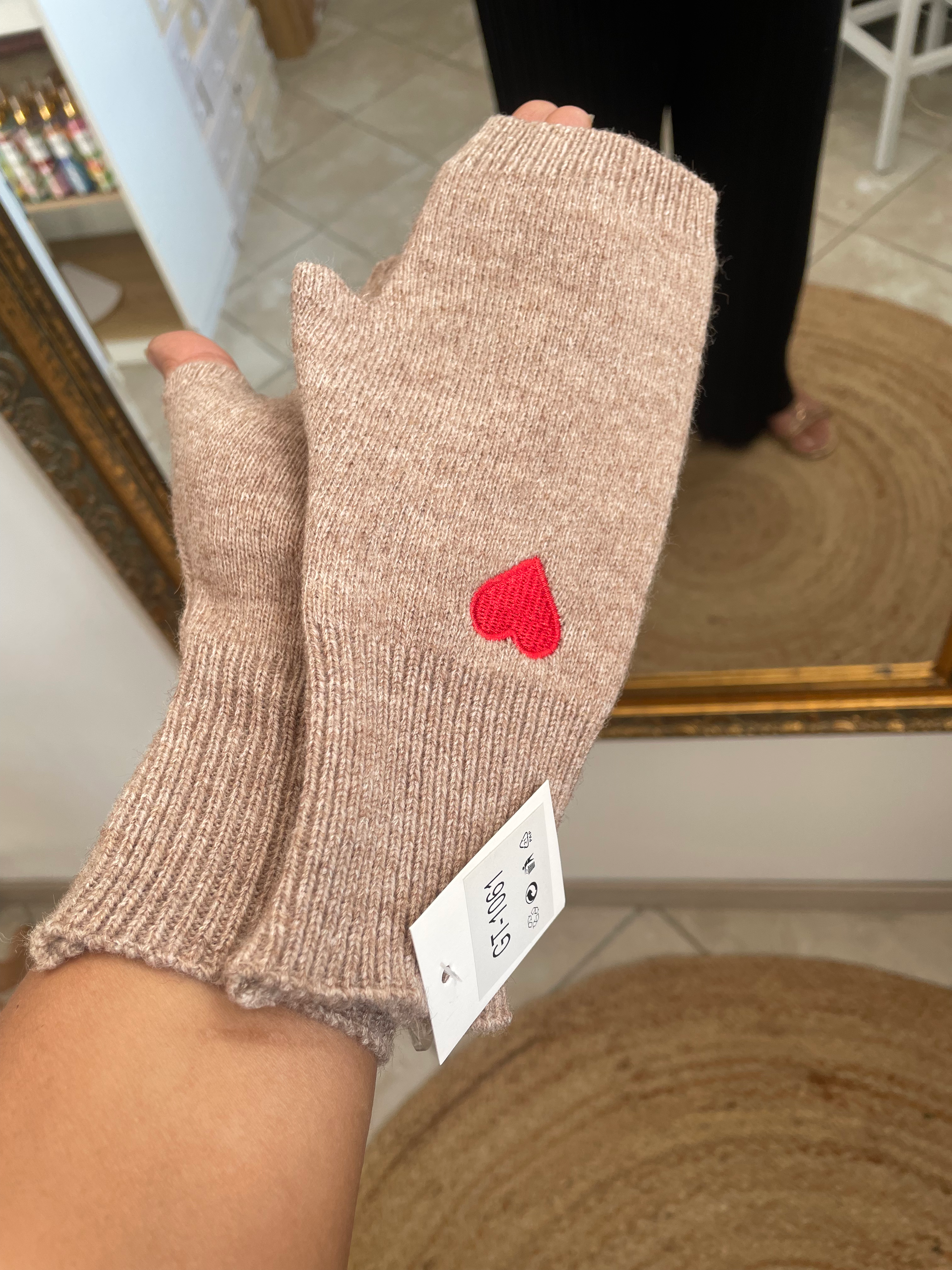 MITAINE CŒUR ♥️ BEIGE image 1