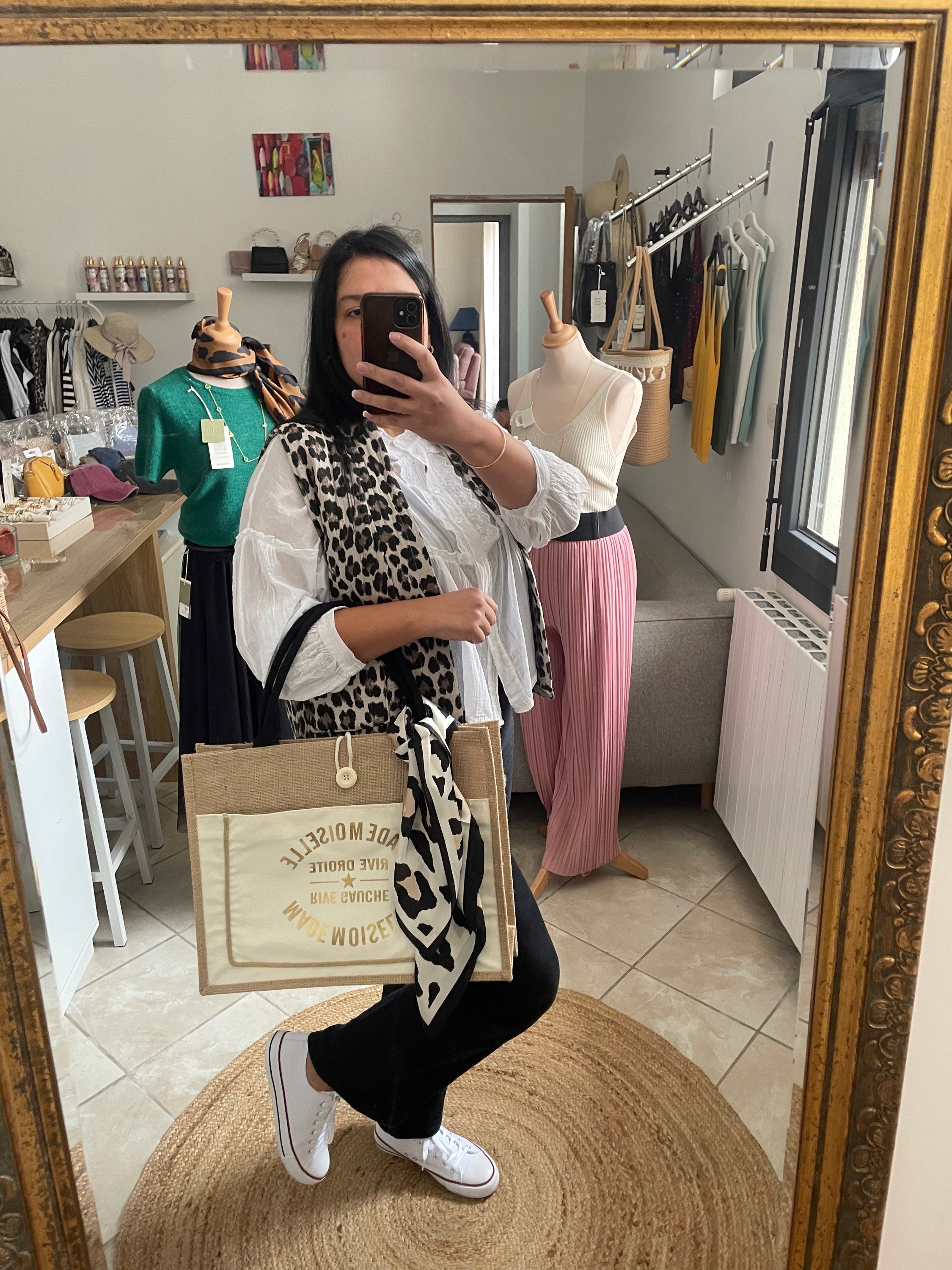 Foulard carré léopard blanc  image 2