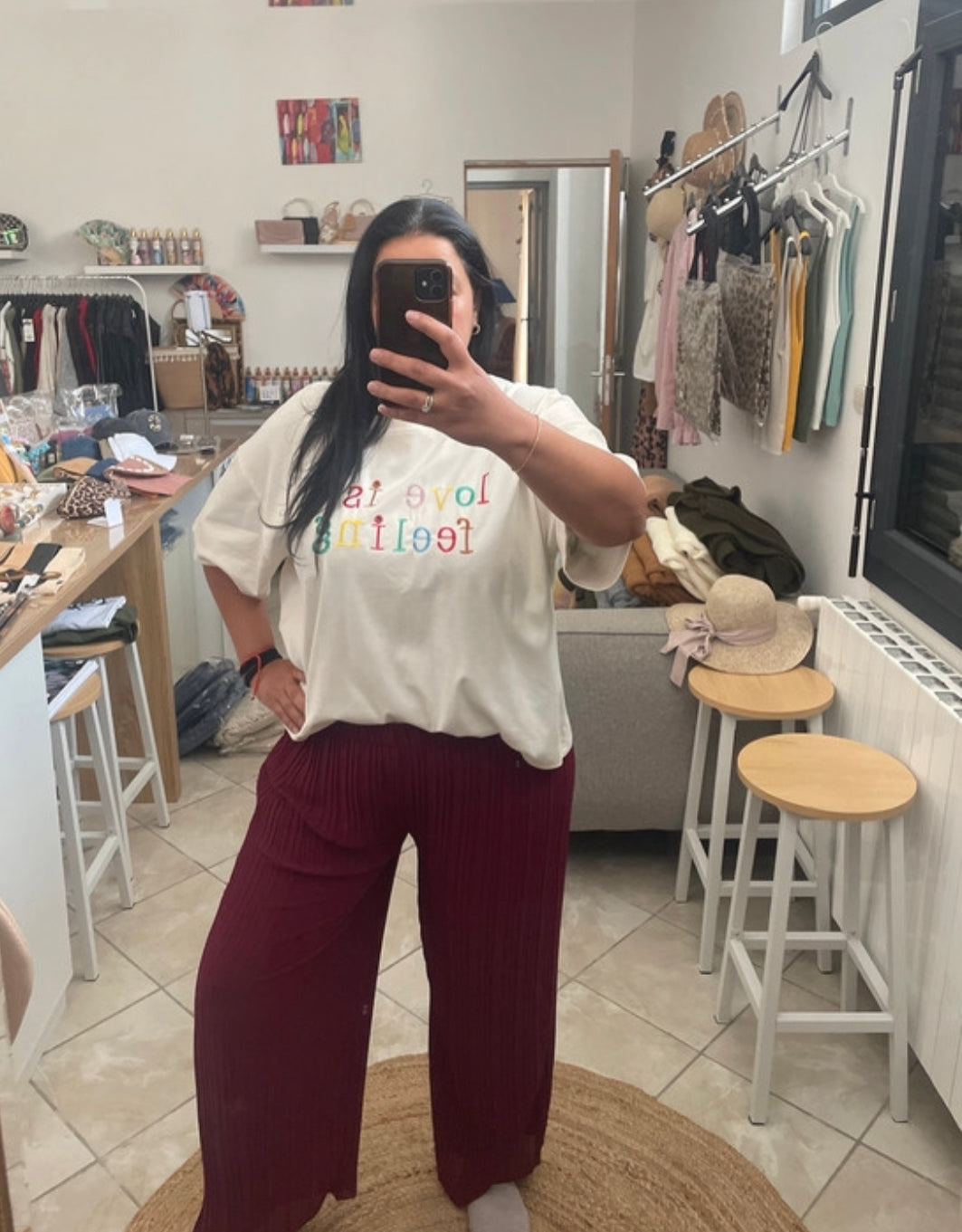 T-shirt love is a feeling  image 3