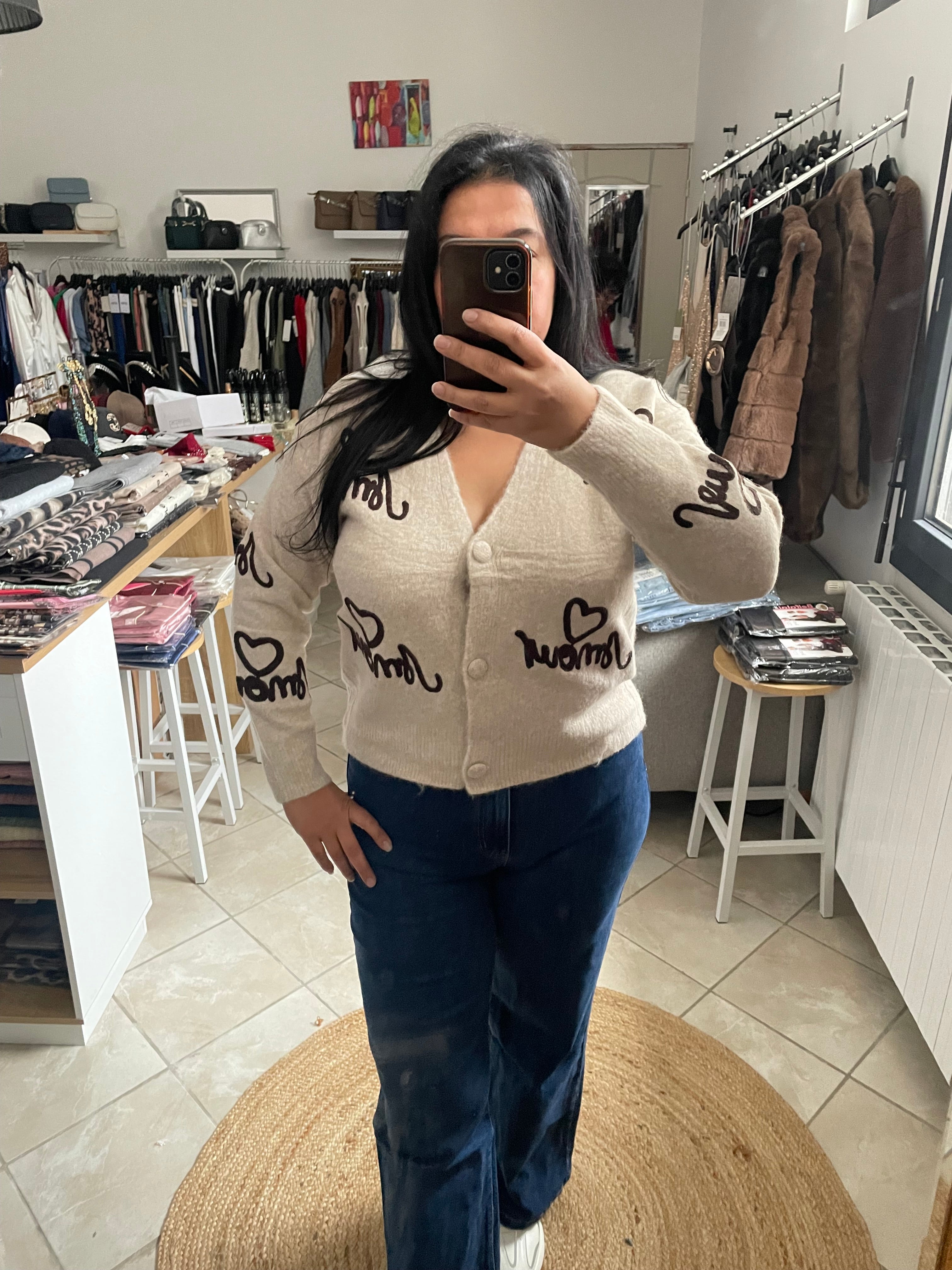 Gilet Amour beige femme – Gilet doux et tendance | Beautiful by K