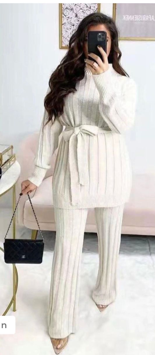 Ensemble laine avec ceinture beige  image 0