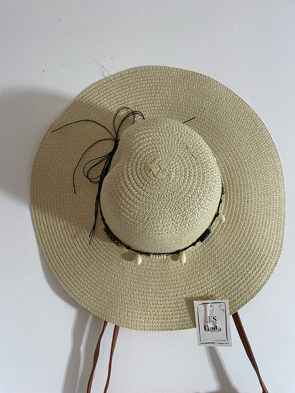 Chapeau Luna image 1