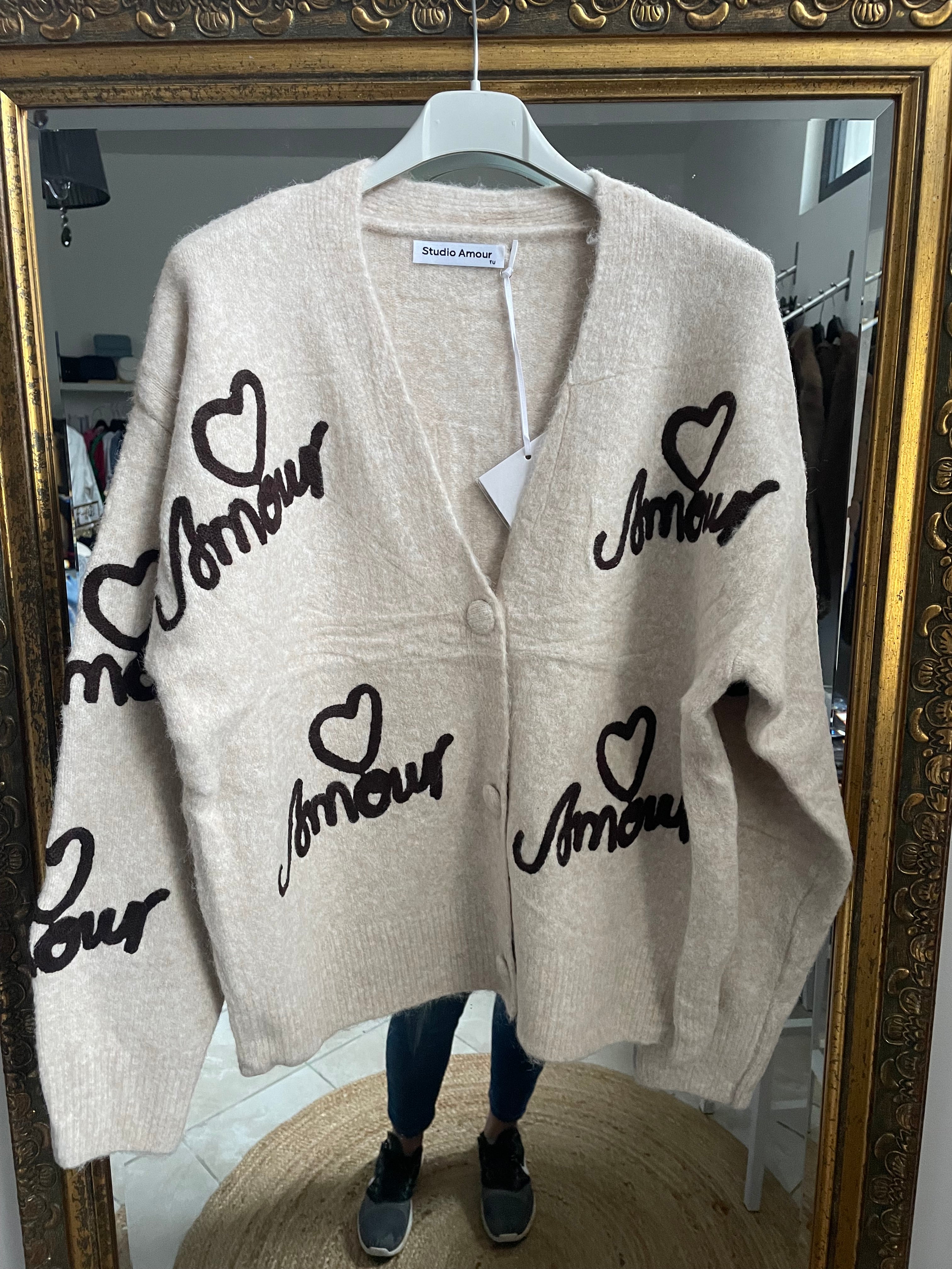 Gilet Amour beige femme – Gilet doux et tendance | Beautiful by K