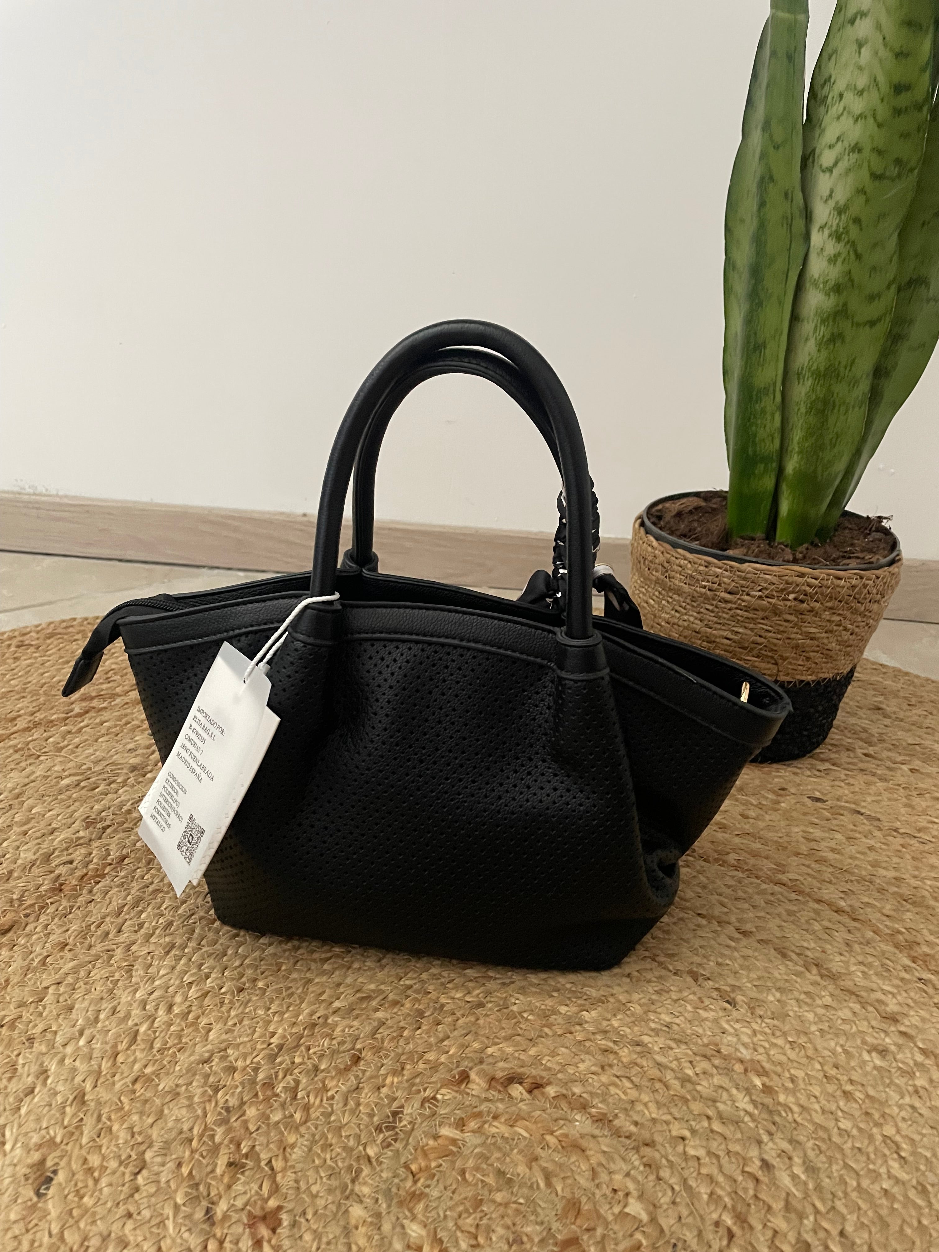 Mini sac à main noir perforé inspi Polène