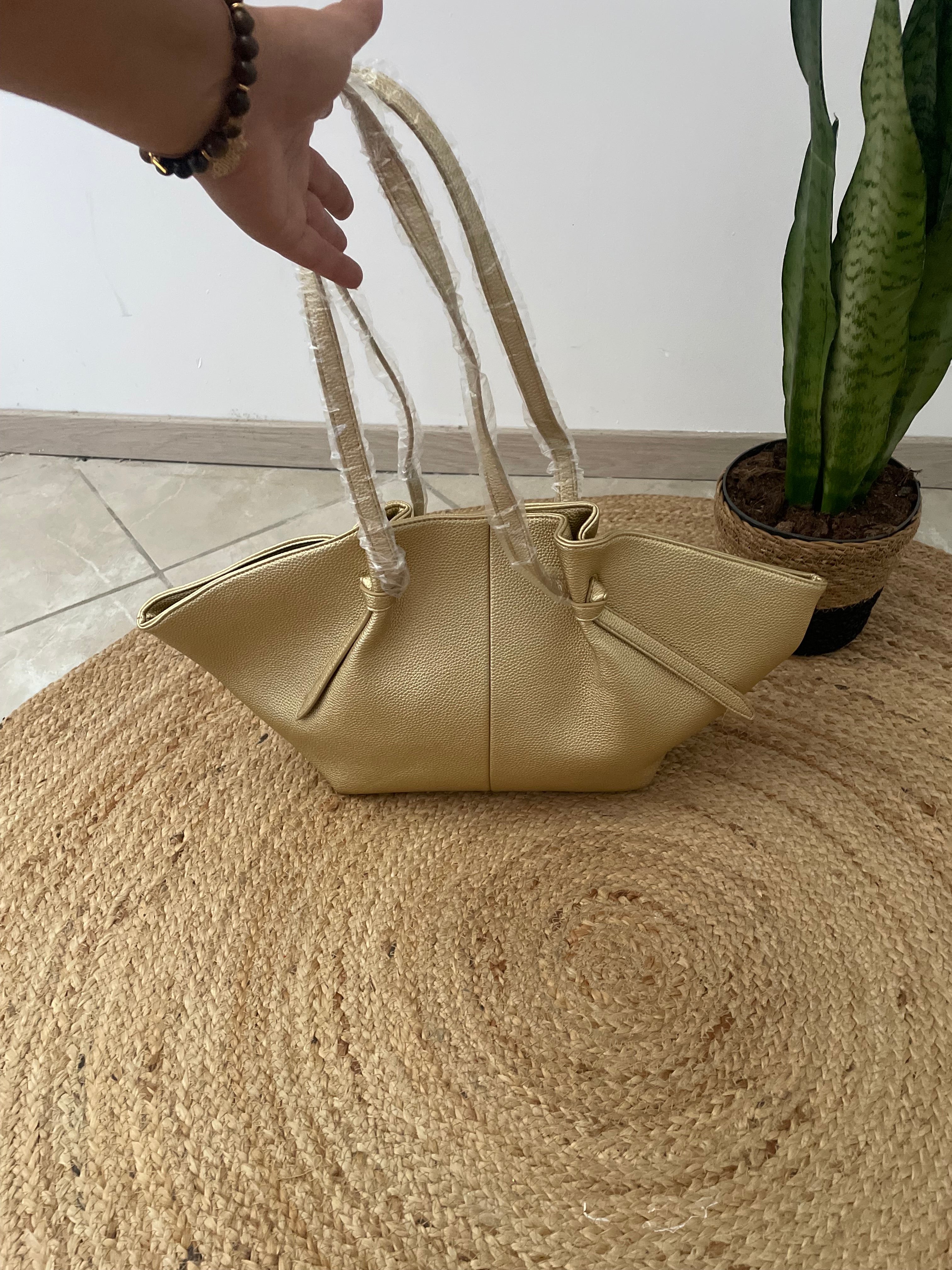 Grand sac doré style Polène