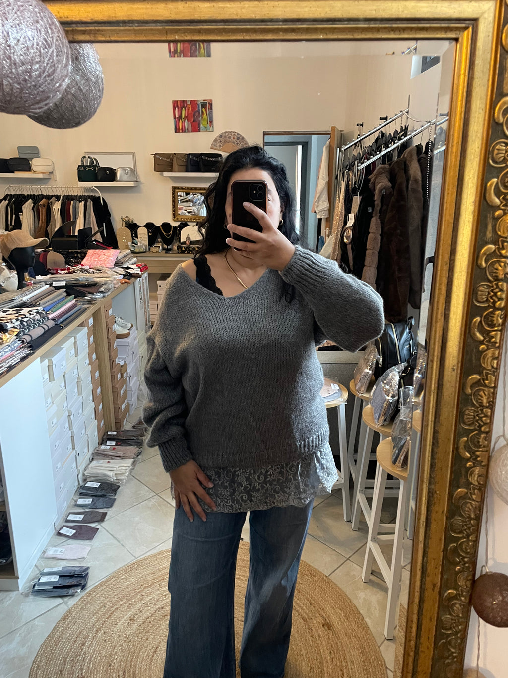 Pulls avec dentelle gris