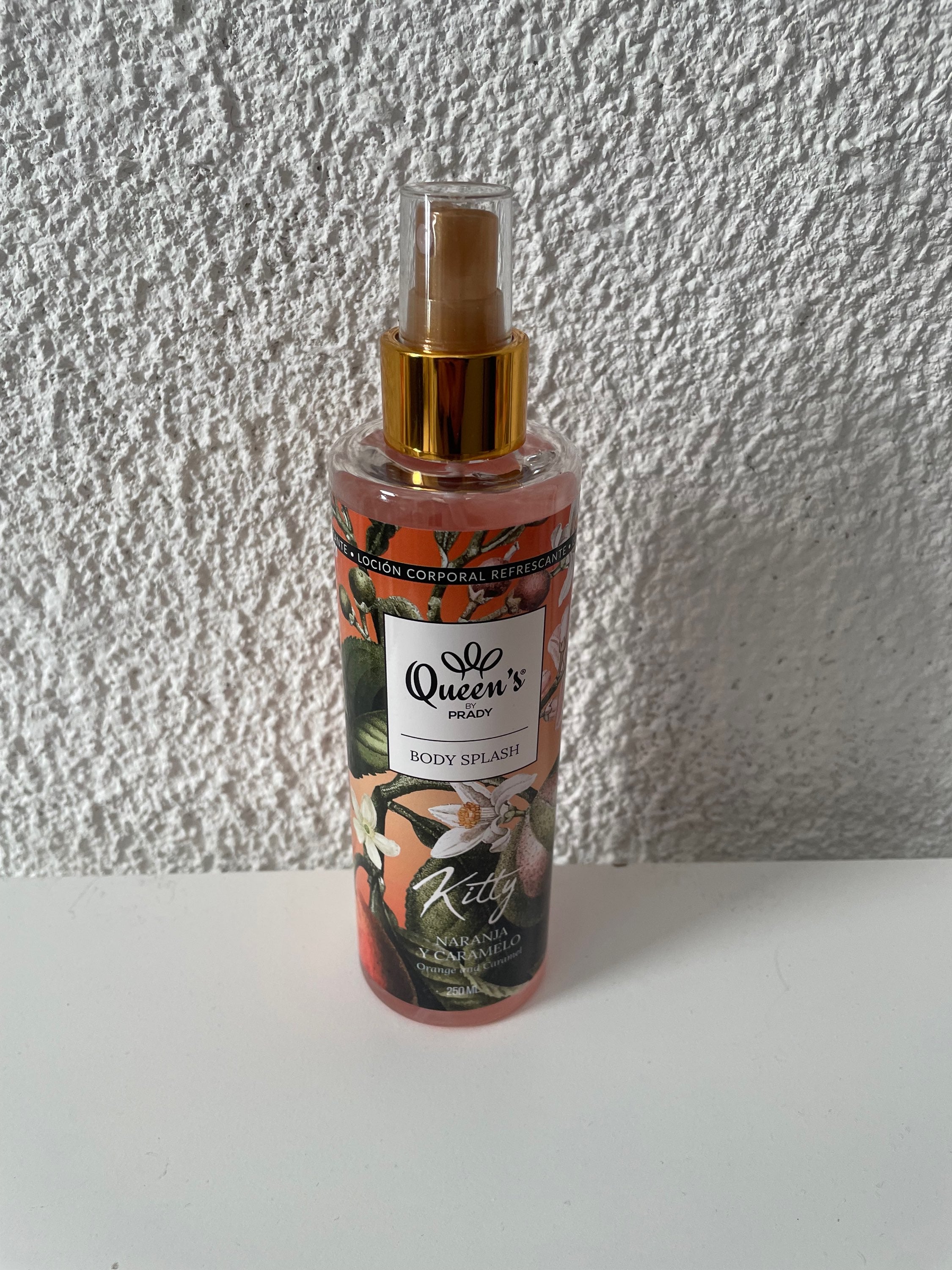 BRUMES KITTY (inspiration scandale de jean Paul Gautier) image 0